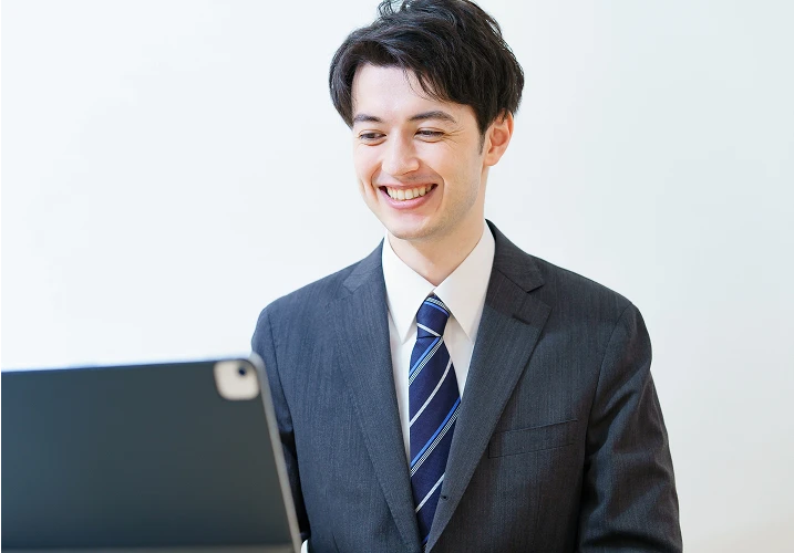 面接日程調整と実施